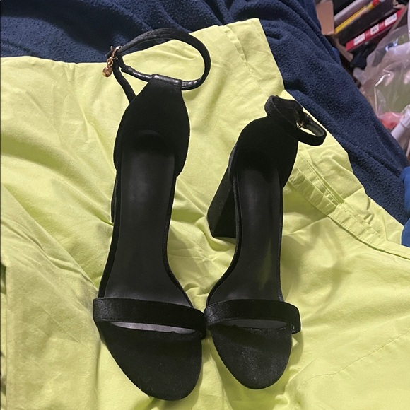 Chic Black Velvet Ankle Strap Heels - Picture 2 of 5